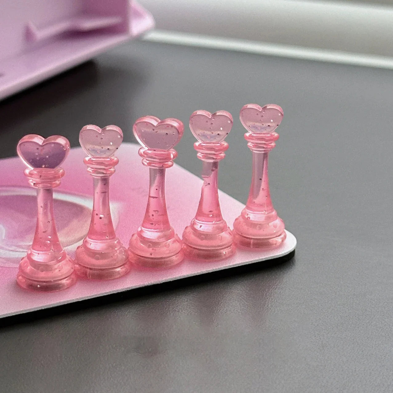 Lootaan Love Nail Holder Set Acrylic Nail Stand for Press On Nail Tips Showing Shelves Stainless Steel Plate Palette Display Kit