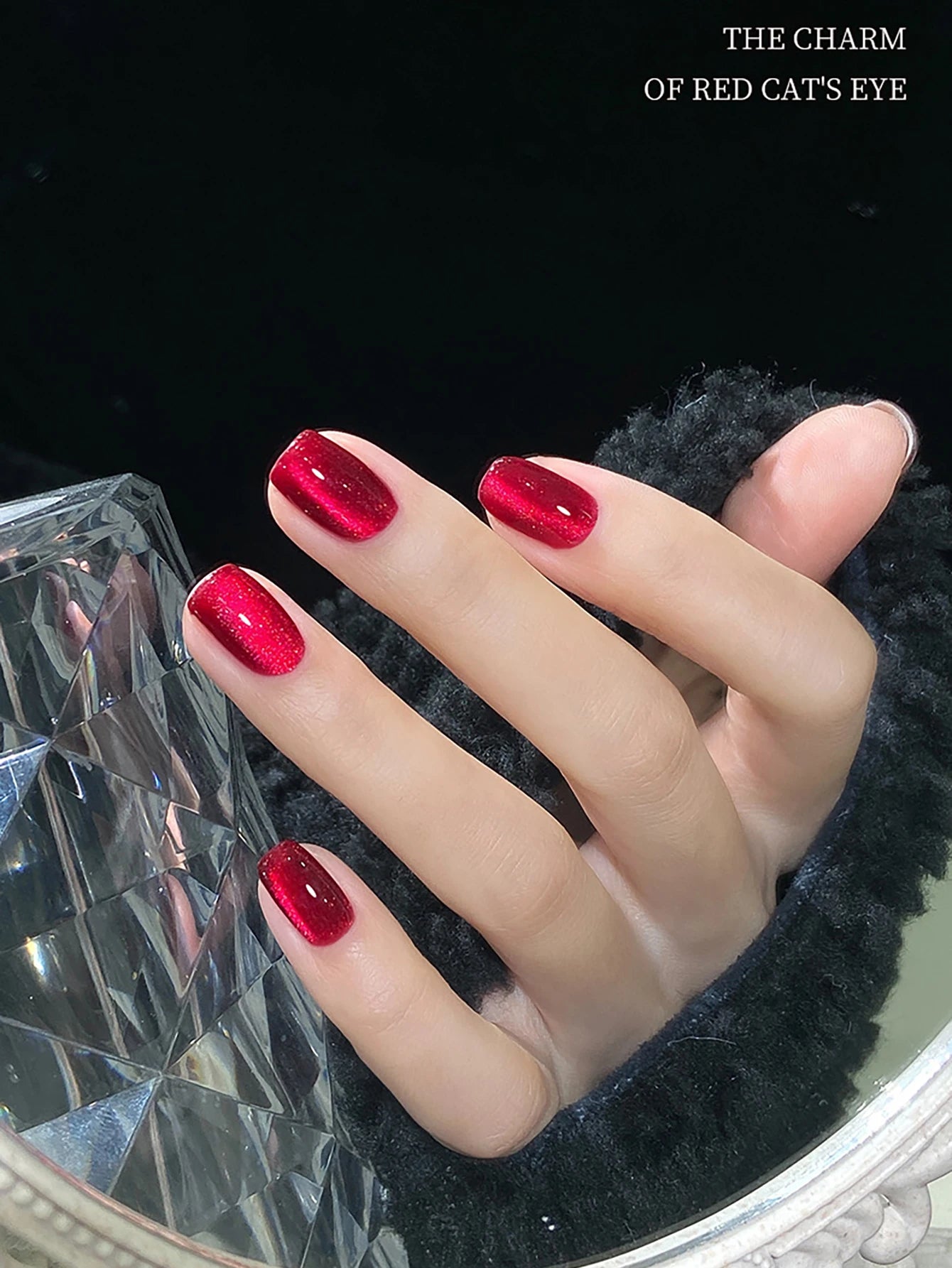 10ml/Bottle Ruby Red Cat Eye Gel Nail Polish Wine red Cherry Dopamine Glitter Nail Gel Soak Off LED/UV Semi-Permanent Manicure