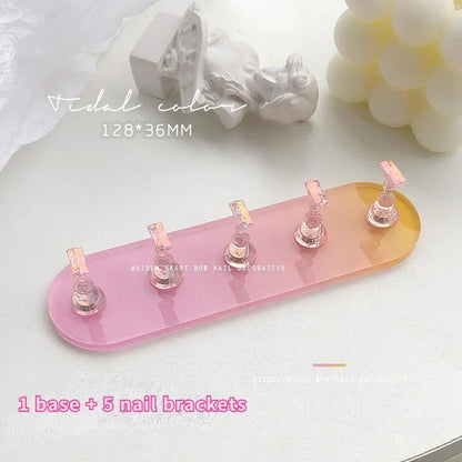 Aurora Magnetic Nail Holder Practice Display Stand Acrylic Crystal Showing Shelf Nail Art Tool Colorful Nail Polish For Novice