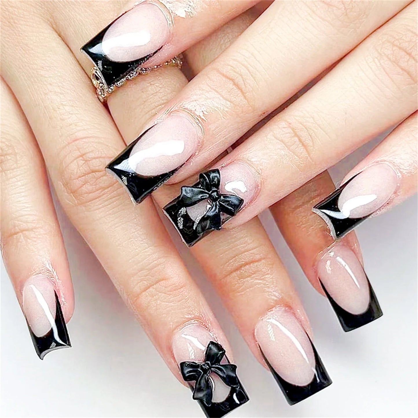 White French Press on Nails 3D Bowknot Fake Nails Tips Full Cover Wearable False Nails for Women and Girls DIY Manicure 24Pcs